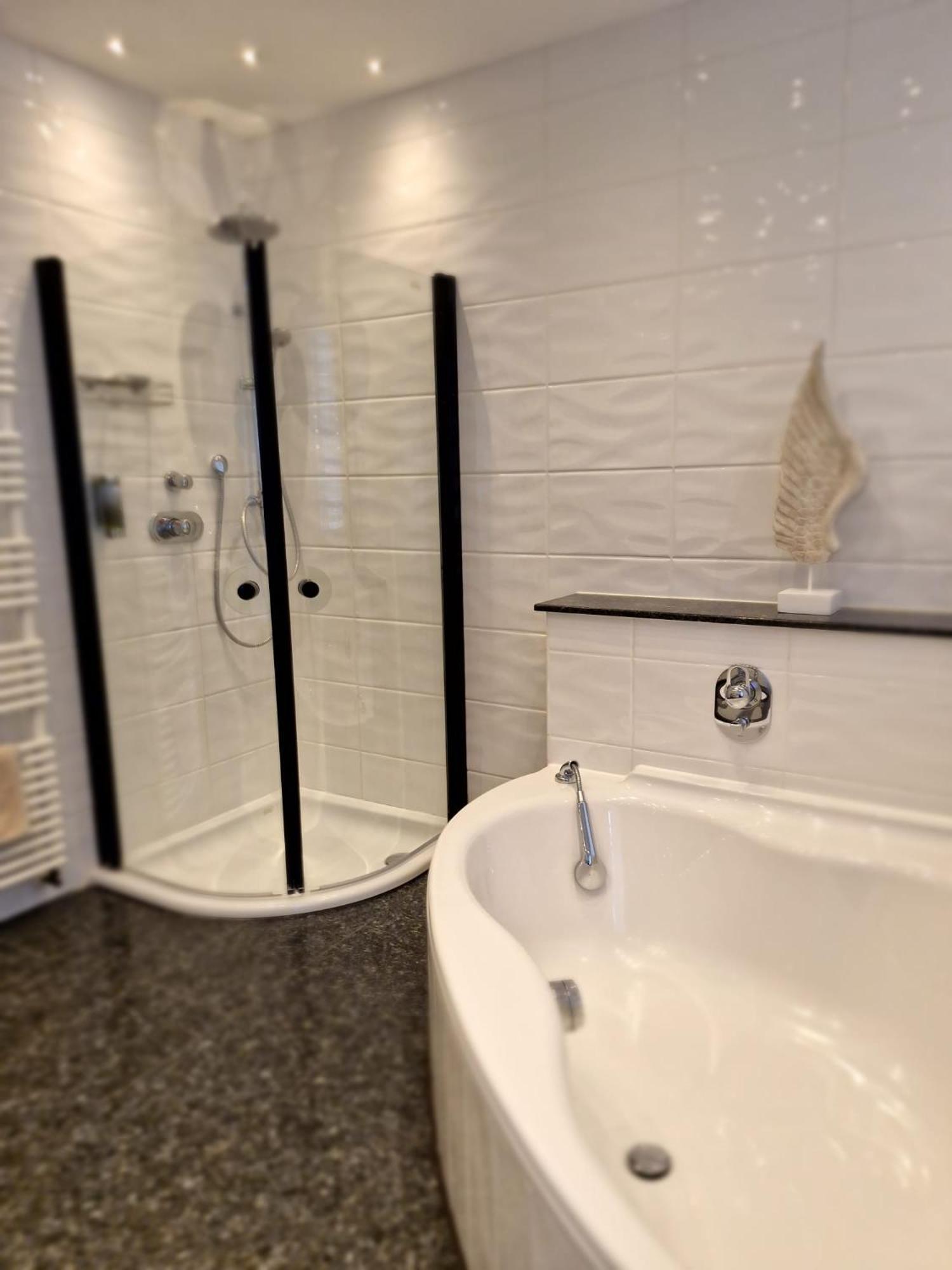 Adler Landhotel Buergstadt Buitenkant foto